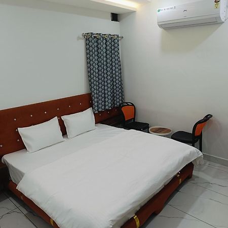 Hotel Shree Kedar Palace Ujjain Zewnętrze zdjęcie