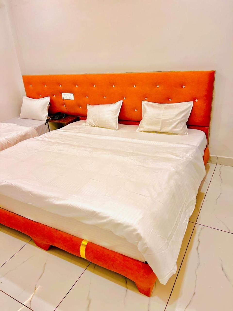 Hotel Shree Kedar Palace Ujjain Zewnętrze zdjęcie
